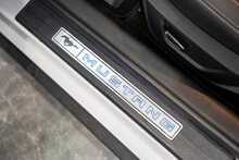 Ford Mustang V8 GT - U56106