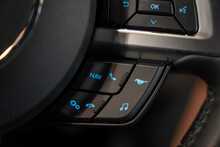 Ford Mustang V8 GT - U56108