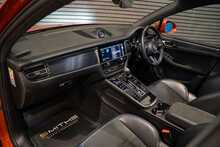 Porsche Macan T V6 GTS - U56124