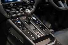 Porsche Macan T V6 GTS - U56124