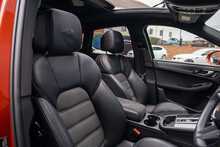 Porsche Macan T V6 GTS - U56124