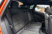 Porsche Macan T V6 GTS - U56124