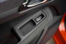 Porsche Macan T V6 GTS - U56124