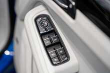 Porsche Macan T V6 S - U56129