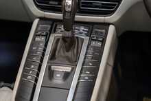 Porsche Macan T V6 S - U56129