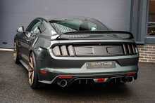Ford Mustang V8 GT - U56138