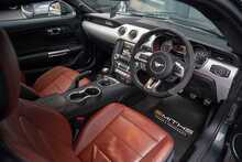 Ford Mustang V8 GT - U56138