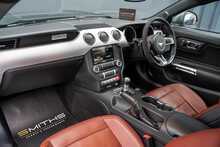 Ford Mustang V8 GT - U56138