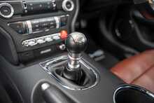 Ford Mustang V8 GT - U56138