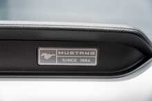 Ford Mustang V8 GT - U56138