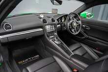 Porsche 718 Cayman T - U56140