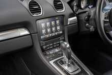 Porsche 718 Cayman T - U56140