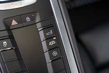 Porsche 718 Cayman T - U56140