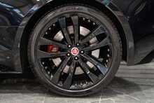Jaguar F-Type V8 R-Dynamic Black - U56145
