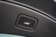 Jaguar F-Type V8 R-Dynamic Black - U56145