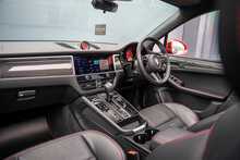 Porsche Macan T V6 GTS - U56148