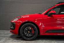 Porsche Macan T V6 GTS - U56148