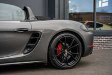 Porsche 718 Boxster T GTS - U56159