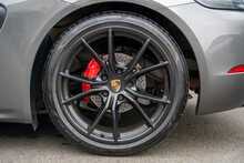 Porsche 718 Boxster T GTS - U56159