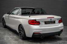 BMW 2 Series M240i - U56162