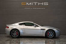 Aston Martin Vantage V8 - U56164