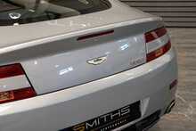 Aston Martin Vantage V8 - U56164