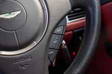 Aston Martin Vantage V8 - U56164