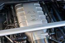 Aston Martin Vantage V8 - U56164