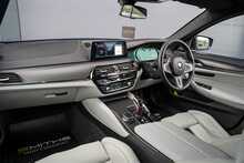 BMW M5 i V8 Competition - U56166