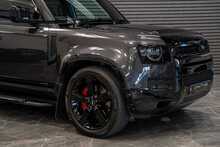 Land Rover Defender 110 D300 MHEV X - U56174