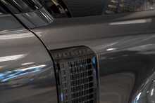 Land Rover Defender 110 D300 MHEV X - U56174