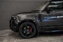 Land Rover Defender 110 D300 MHEV X - U56174