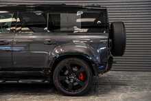 Land Rover Defender 110 D300 MHEV X - U56174