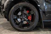 Land Rover Defender 110 D300 MHEV X - U56174