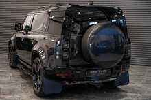 Land Rover Defender 110 D300 MHEV X - U56174