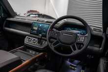 Land Rover Defender 110 D300 MHEV X - U56174