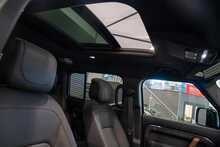 Land Rover Defender 110 D300 MHEV X - U56174