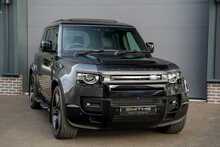 Land Rover Defender 110 D300 MHEV X - U56174