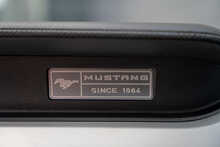 Ford Mustang V8 GT - U56185