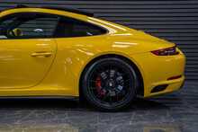 Porsche 911 T 991 Carrera GTS - U56190