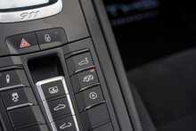 Porsche 911 T 991 Carrera GTS - U56190