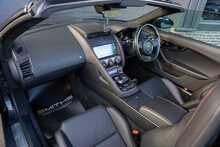 Jaguar F-Type V8 R - U56197