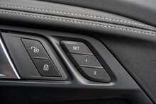 BMW M2 BiTurbo - U56198