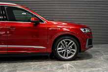 Audi Q7 TFSI V6 S line - U56200