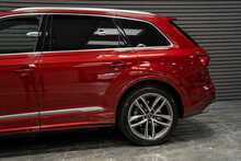 Audi Q7 TFSI V6 S line - U56200