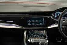 Audi Q7 TFSI V6 S line - U56200