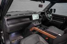 Land Rover Defender 90 P400 MHEV X - U56204