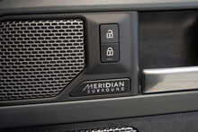 Land Rover Defender 90 P400 MHEV X - U56204