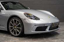 Porsche 718 Boxster T - U56208
