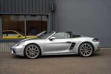 Porsche 718 Boxster T - U56208